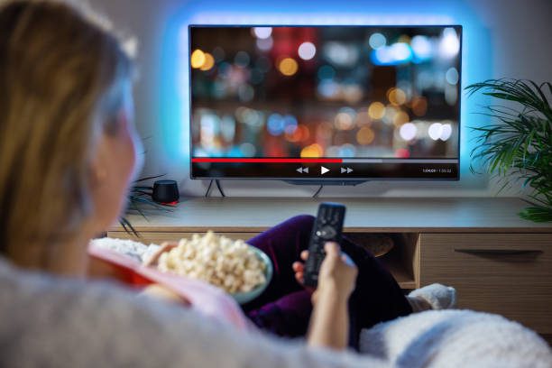 How a TV Commercial Can Help You Become Popular in an Online World